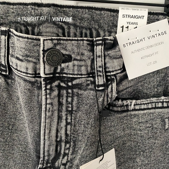 Zara Straight Washed  Denim Shorts, Size 11-12y - Picture 4 of 5